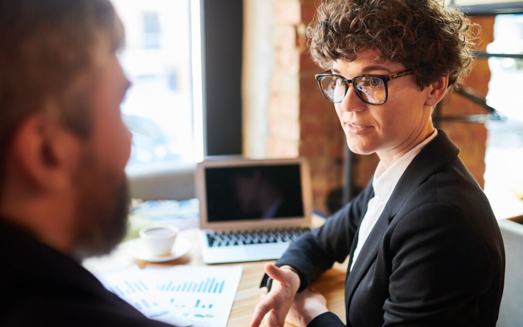 4 conversations difficiles que les gestionnaires évitent (et comment les avoir)